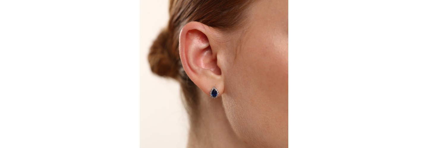 Podyumlardan Sokağa: 2025'in En Gözde 5 Altın Takı Trendi