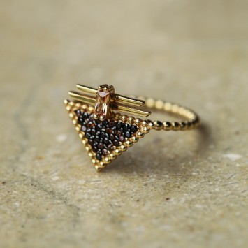 TRIANGLE
