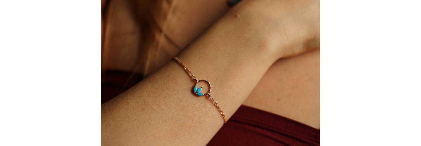 Altın Bileklik Modelleri: Şık ve Zarif Bir Dokunuş