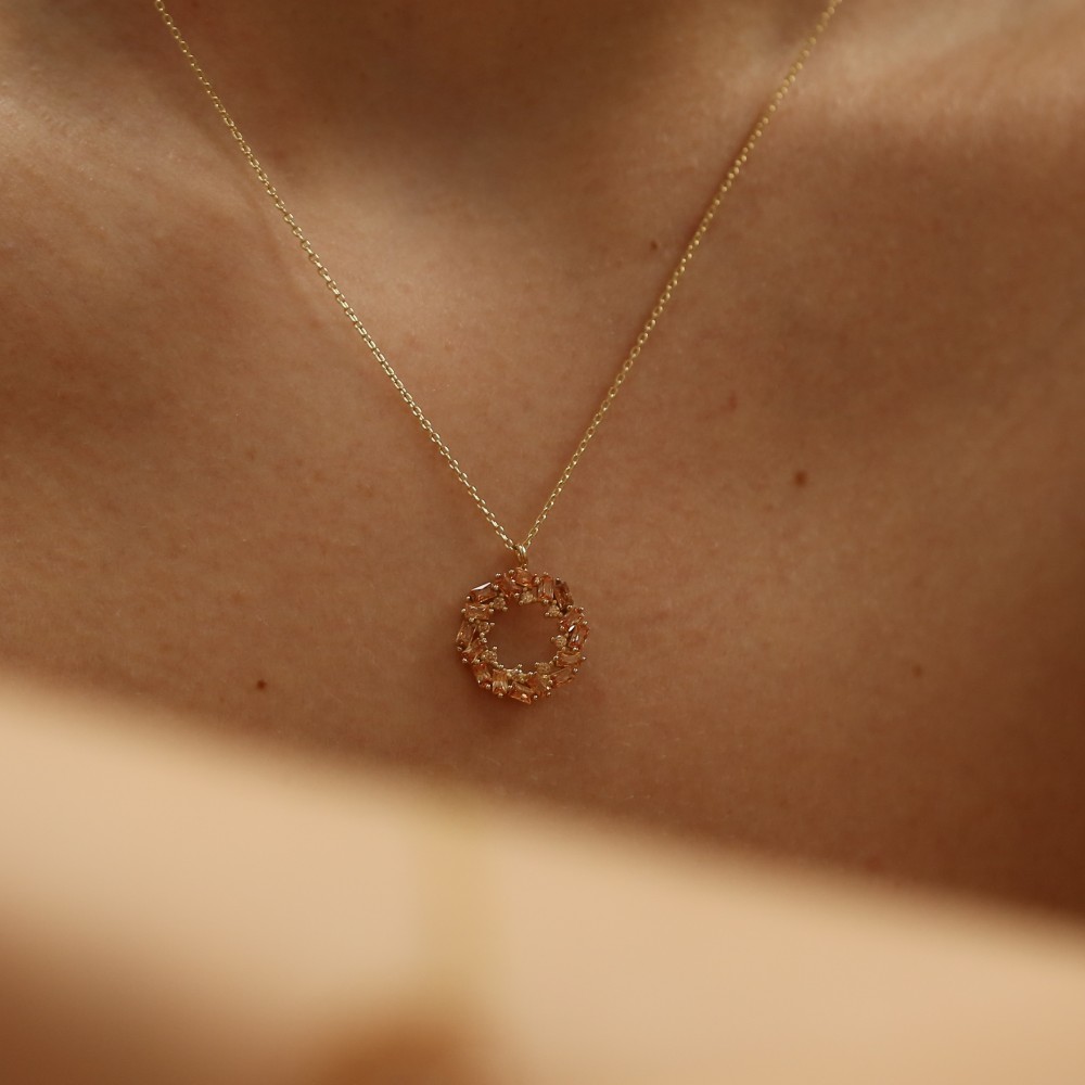 Asimetrik Baget Taşlı Kolye Balköpüğü Rengi