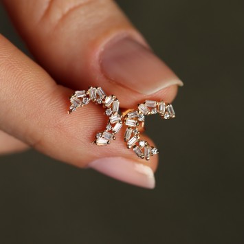 Asimetrik Baget Taşlı Küpe