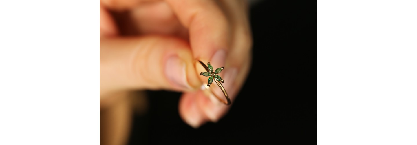 Altın Yüzük Modelleri ile Zarafeti Parmaklarınızda Taşıyın