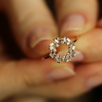 Asimetrik Baget Taşlı Yüzük